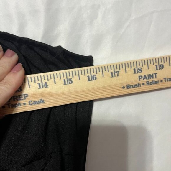 🖤 Elegant Black One-Shoulder Drape Maxi Dress - Picture 12 of 13